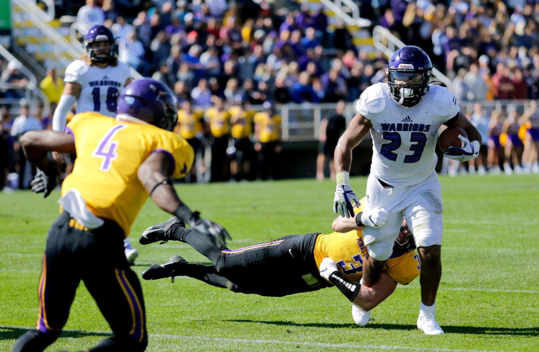Winona State Football vs Mankato